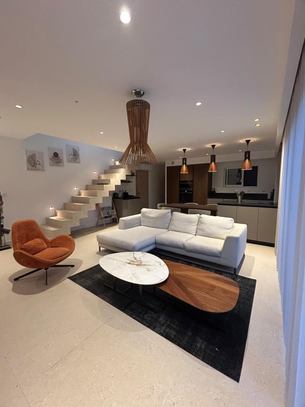 Maison de 2024 – 106 m² – 4 chambres dont suite parentale au RDC – Garage de 25 — Hexagone constructeur de maisons